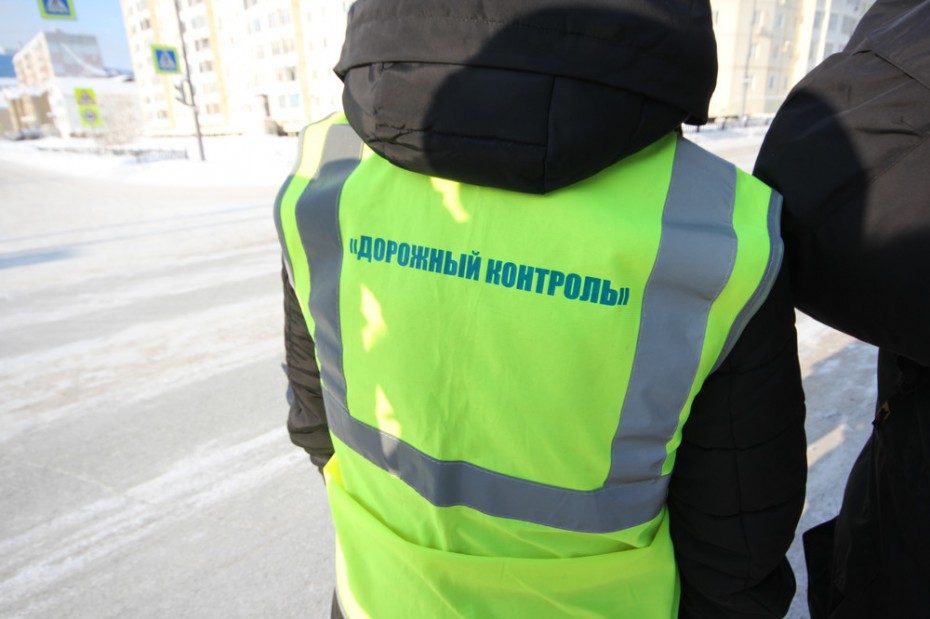 В Якутске уборка и вывоз снега с дорог идут по графику