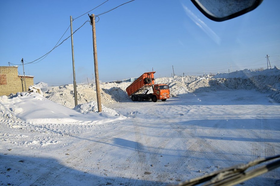 Действующий в Якутске полигон для снега переполнен, решается вопрос об открытии дополнительного