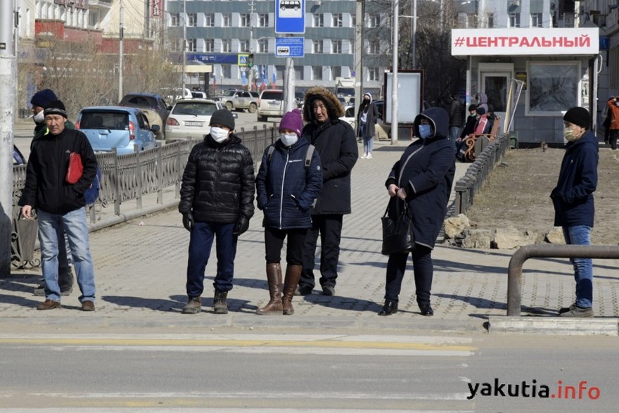 В Якутске усилят контроль соблюдения масочного режима в магазинах и общественном транспорте