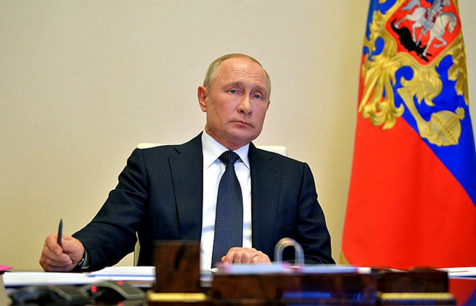 Путин объявил о завершении 12 мая периода нерабочих дней в России
