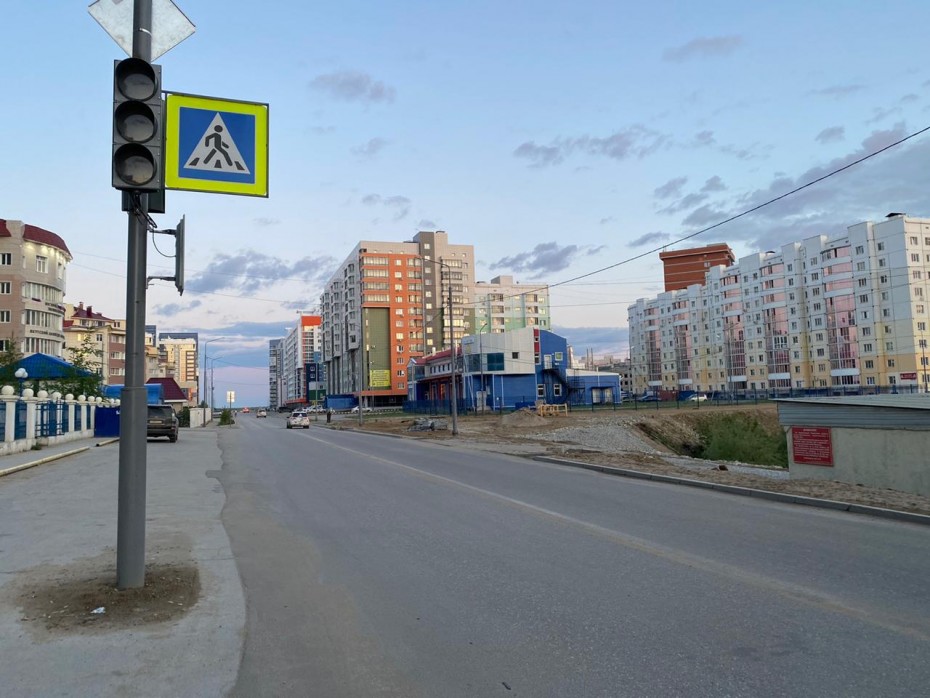 В Якутске продолжается капитальный ремонт переходящих объектов улично-дорожной сети 2019 года