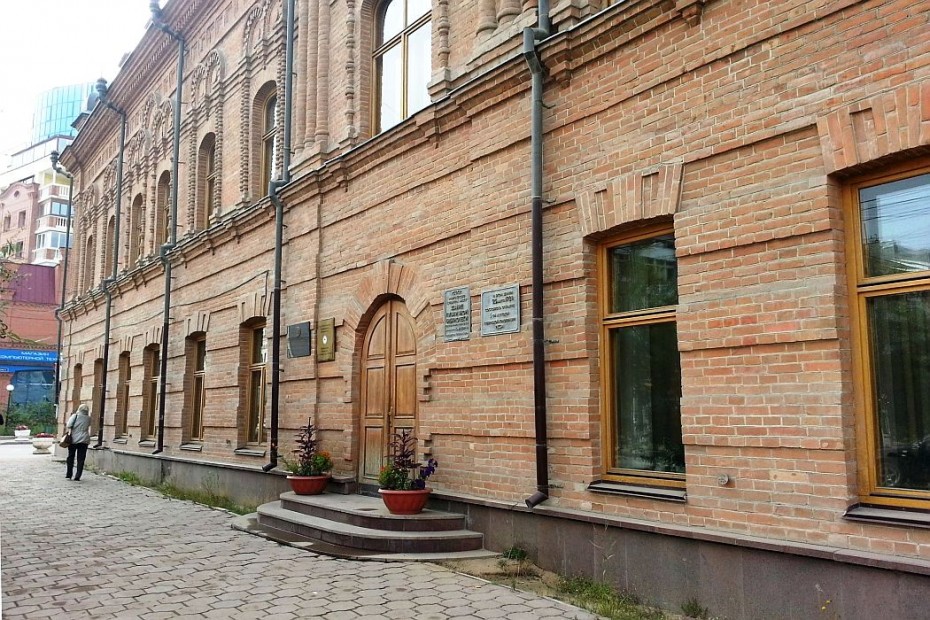 Библиотеки Якутска открывают свои двери для посетителей