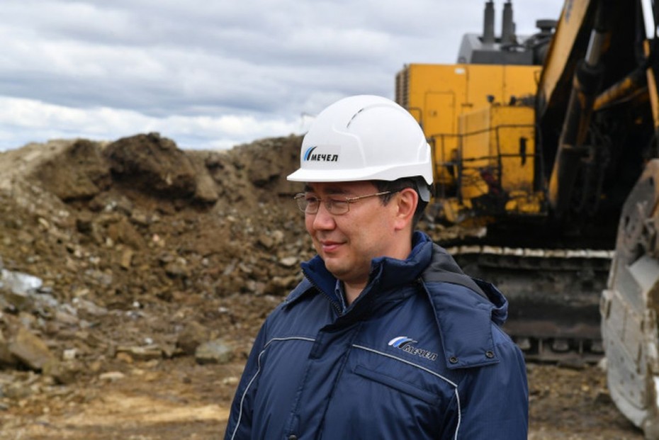 Айсен Николаев поздравляет с Днём шахтёра