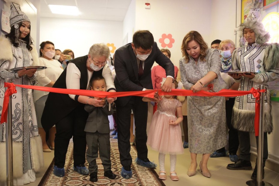 В Якутске состоялось торжественное открытие дополнительных групп детского сада № 23 «Цветик-семицветик»