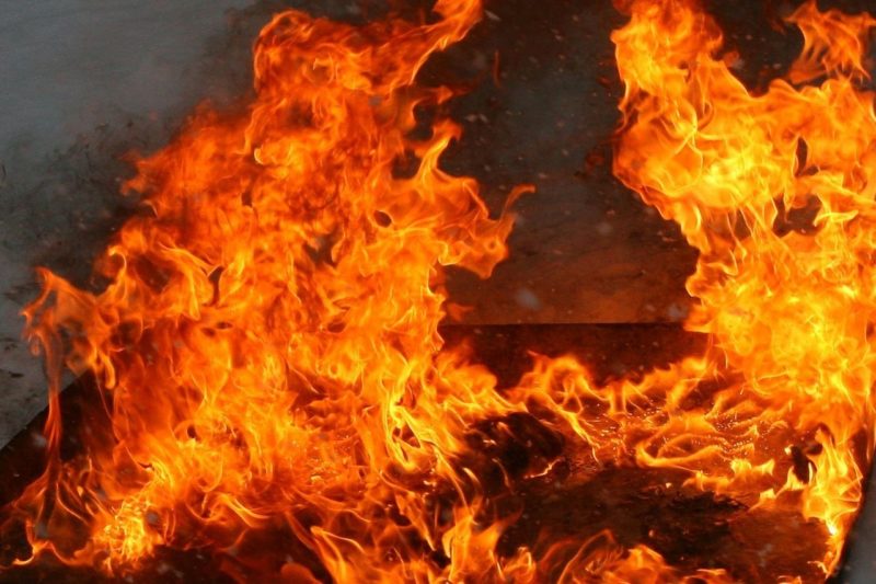 Тела отца и сына обнаружены на месте пожара в селе Батамай Кобяйского района