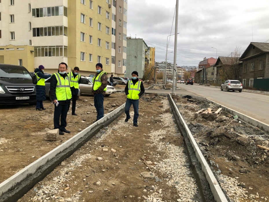Депутаты Якутской гордумы проверили ход ремонтных работ на дорогах