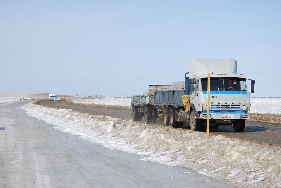 В связи с недостаточными морозами сдвинуты сроки открытия автозимников в Якутии