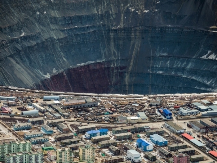 "Ростехнадзор": аварию на руднике "Мир" вызвала аномальная особенность месторождения