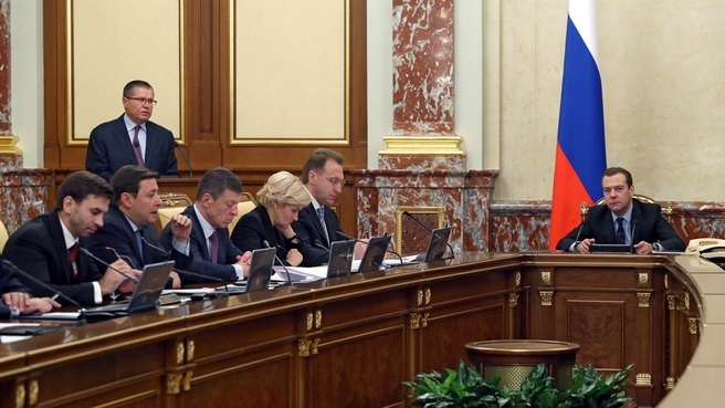 Медведев узнал, что в Якутии организованы бесплатные курсы повышения компьютерной грамотности