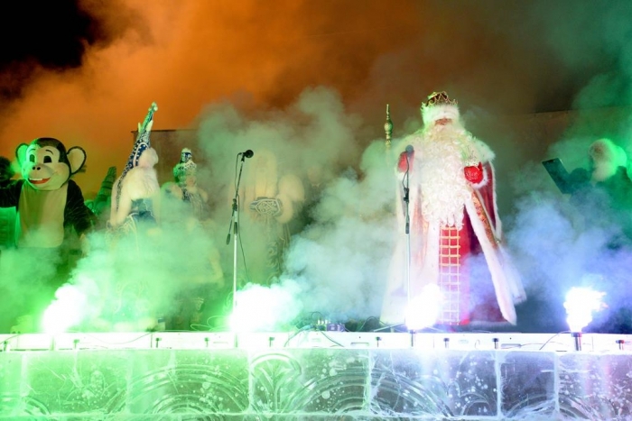 Зажжение Первой Новогодней Ёлки страны (Фоторепортаж)