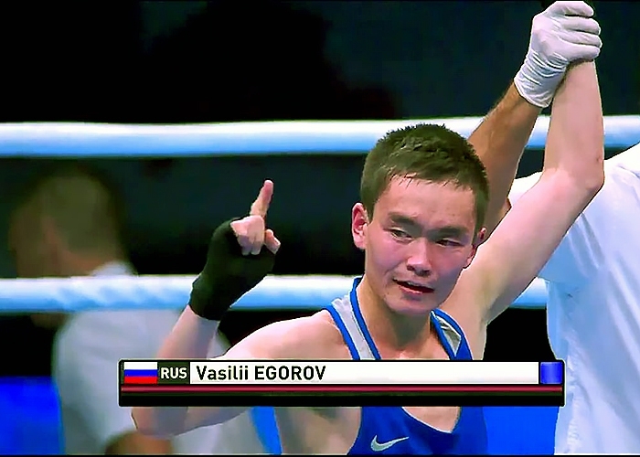 Василий Егоров вышел в четвертьфинал чемпионата мира