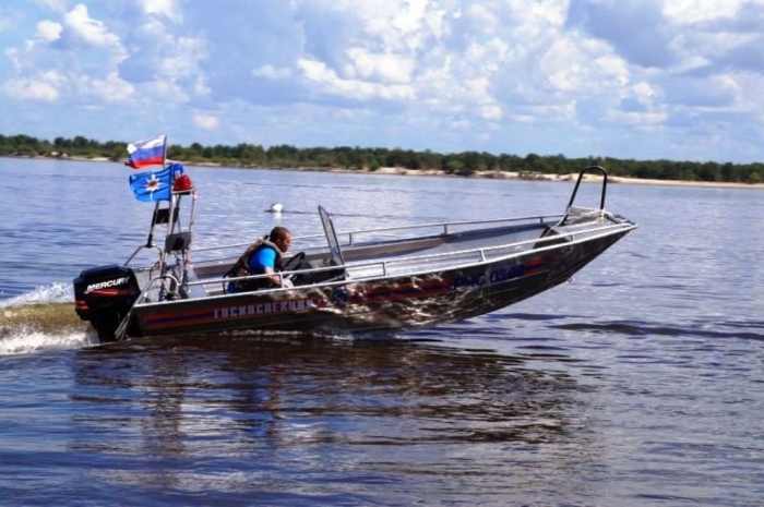 Продолжаются поиски людей перевернувшихся в лодке на реке Алдан