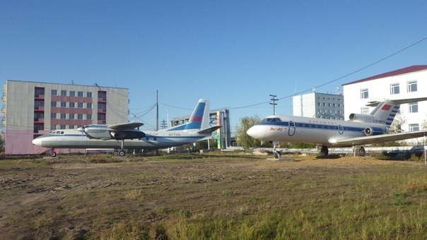 В Якутске в районе аэропорта сгорел самолет АН-24