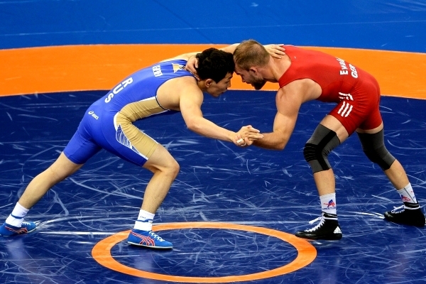 Россиянин Виктор Лебедев завоевал "золото" на Европейских играх