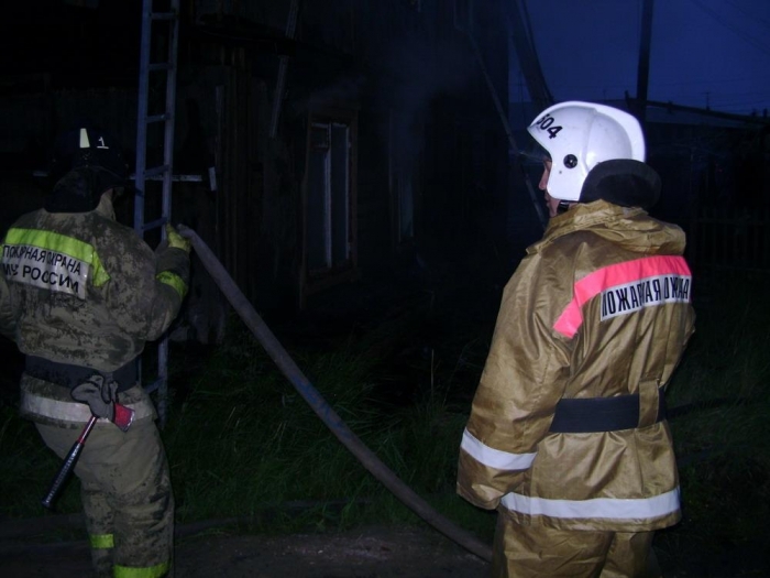 В Якутске от огня спасен жилой дом