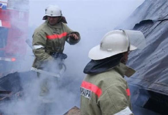 Пожарные спасли частный дом в Ленске