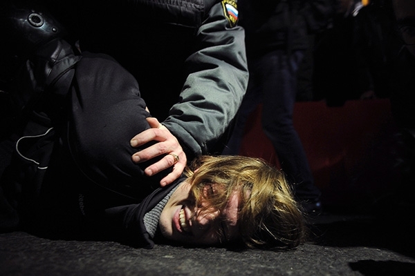 Лента.ру: Как региональные власти подавляют бунты, митинги и голодовки простых россиян