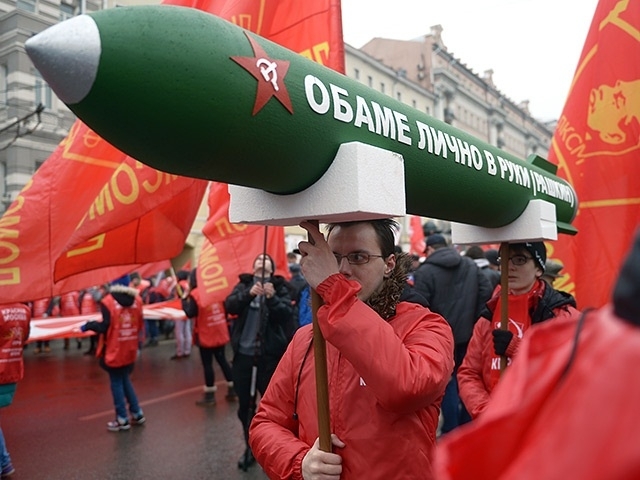 Коммунист Рашкин решил подарить именную ракету Барку Обаме