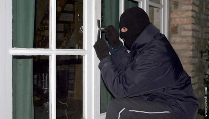 В Верхне-Вилюйском районе раскрыта кража из частного дома