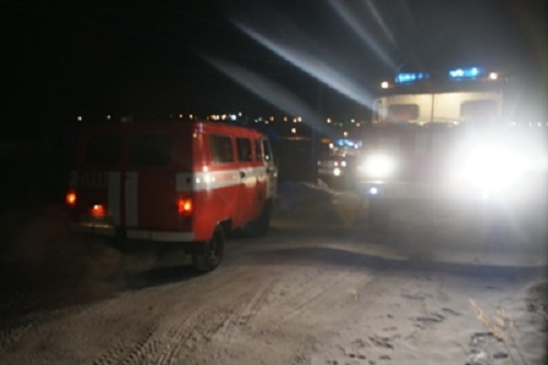 Накануне нового года пожарные спасли частный дом в Якутске и баню в Ленске