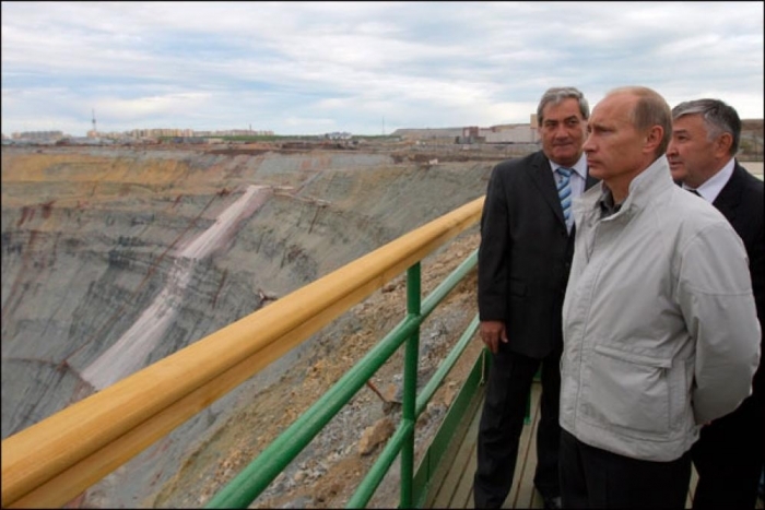 В ожидании Путина: открытие газопровода может определить исход выборов