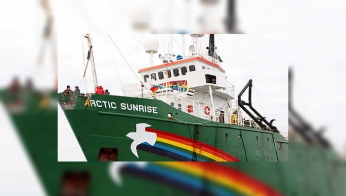 Суд Голландии грозит Greenpeace штрафами за действия против "Газпрома"