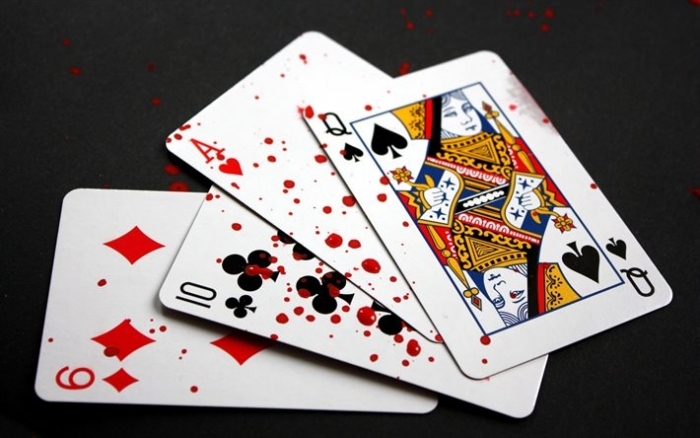 Игра в карты довела до убийства топором 