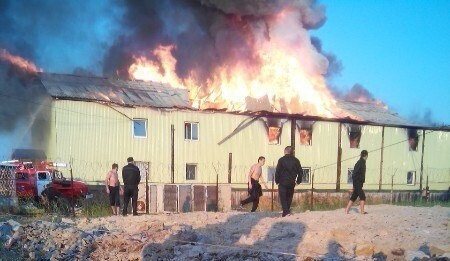 Два осужденных пострадали во время пожара в якутской колонии