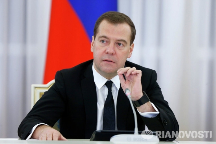 Медведев: РФ не прекратит сотрудничество ни с Западом, ни с Востоком