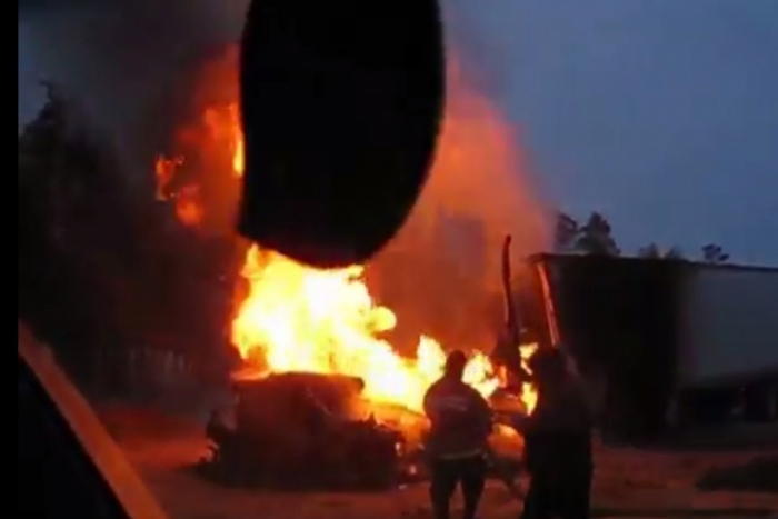 На трассе Якутск-Качикатцы сгорел грузовик (видео)