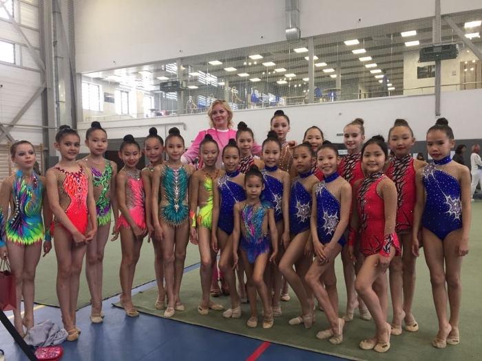 Юные гимнастки из Якутии заняли призовые места в Кыргызстане