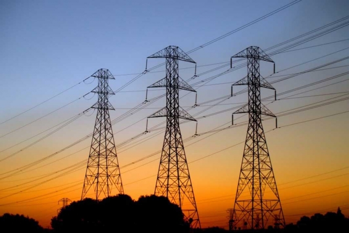 Подача электроэнергии в Томпонском и Таттинском районе восстановлена