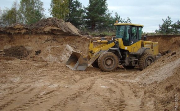В Усть-Мае нелегально добыли песок и щебень на 49 миллионов рублей
