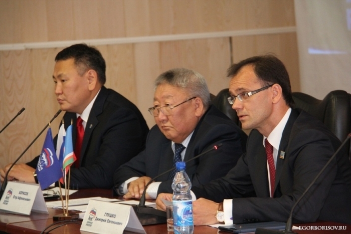 Егор Борисов поддержал кандидатуру Александра Акимова на должность сенатора от парламента Якутии