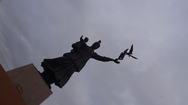 В Сайсарском округе Якутска считают, что никто не разрушал памятник Матери
