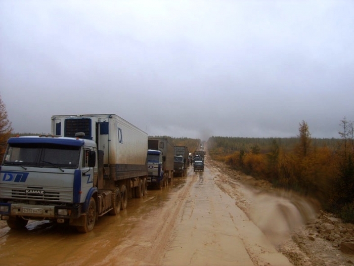 Движение на трассе Р-504 «Колыма» в Якутии открыто на одной полосе
