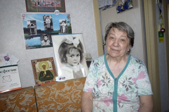 Два года после трагедии: коллектив Якутия.Инфо навестил бабушку Алексея Макаренко