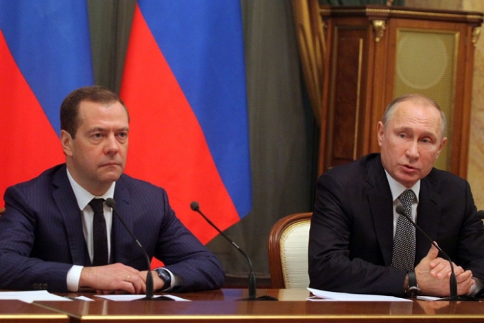 План действий правительства до 2025 года представил Путину Медведев