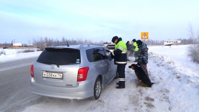 Массовые проверки на дорогах Якутска прошли в минувшие выходные