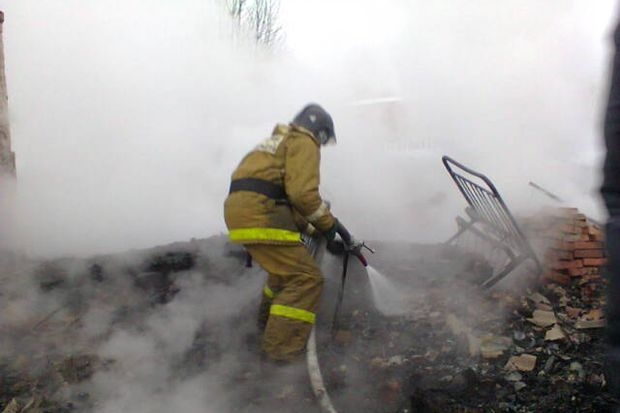 Четыре тела обнаружены в сгоревшем строении на улице Пристанская в Якутске