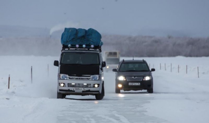 Снижена грузоподъемность на ледовой переправе Якутск-Нижний Бестях