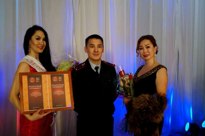Сотрудница якутской Росгвардии победила в конкурсе «Леди в погонах-2017»
