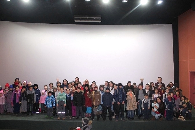 Воспитанникам детского дома «Берегиня» показали «доброе кино»