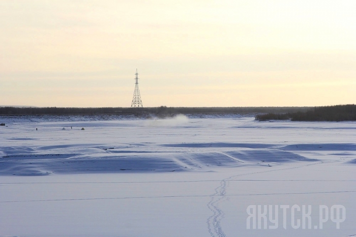 На ледовых переправах Якутии повысили грузоподъемность
