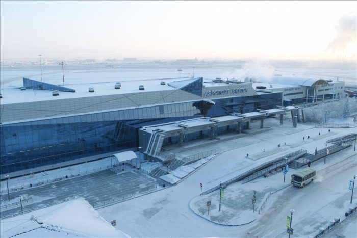 В Якутске пассажирский самолёт совершил вынужденную посадку после отказа двигателя