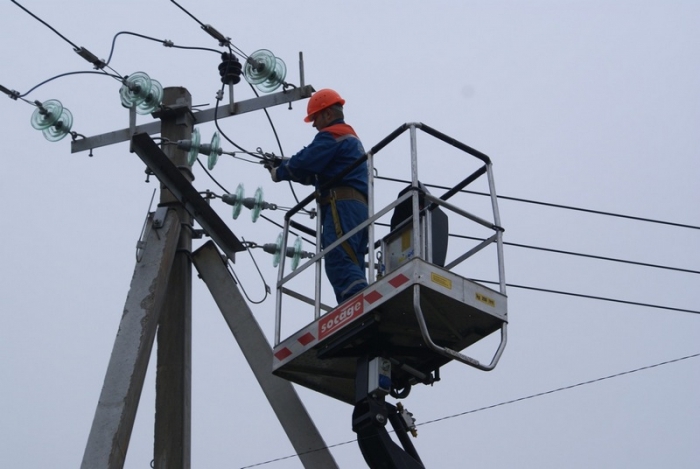 Энергетики восстановили электроснабжение потребителей в Центральном энергорайоне Якутии