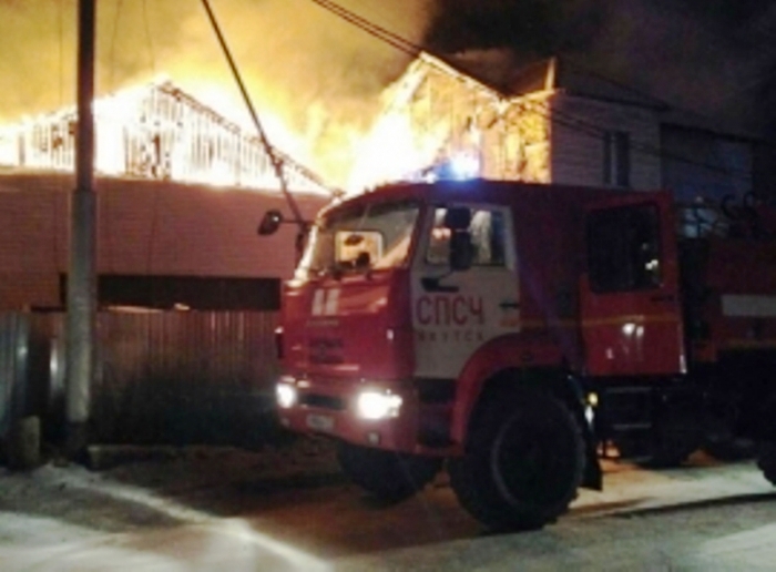 Замыкание проводки спровоцировало два пожара в Якутске