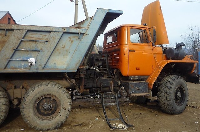 В селе Кобяй водитель грузовика задавил своего пассажира