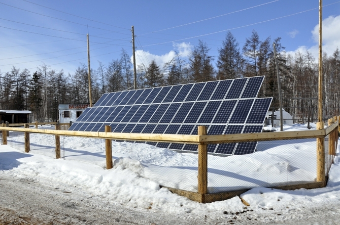 "Сахаэнерго" до осени построит три солнечные станции в труднодоступных поселках Якутии