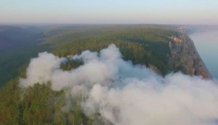 Природному парку «Ленские столбы» угрожает пожар